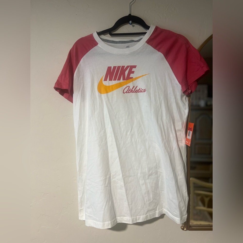 Nike Athletics T-Shirt White Body & Pink Raglan Sleeves  NWT Size L